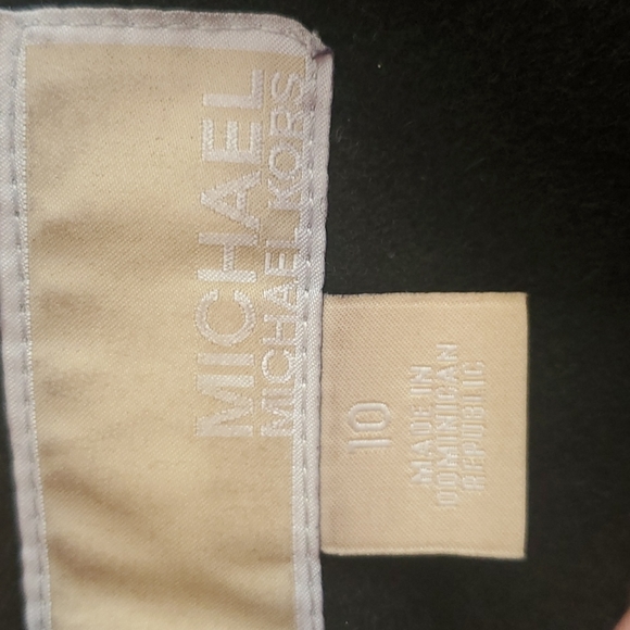 Coat - Picture 4 of 4